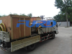 福瑞德機械小型灌縫機，手扶壓路機，灌縫膠及時發(fā)貨